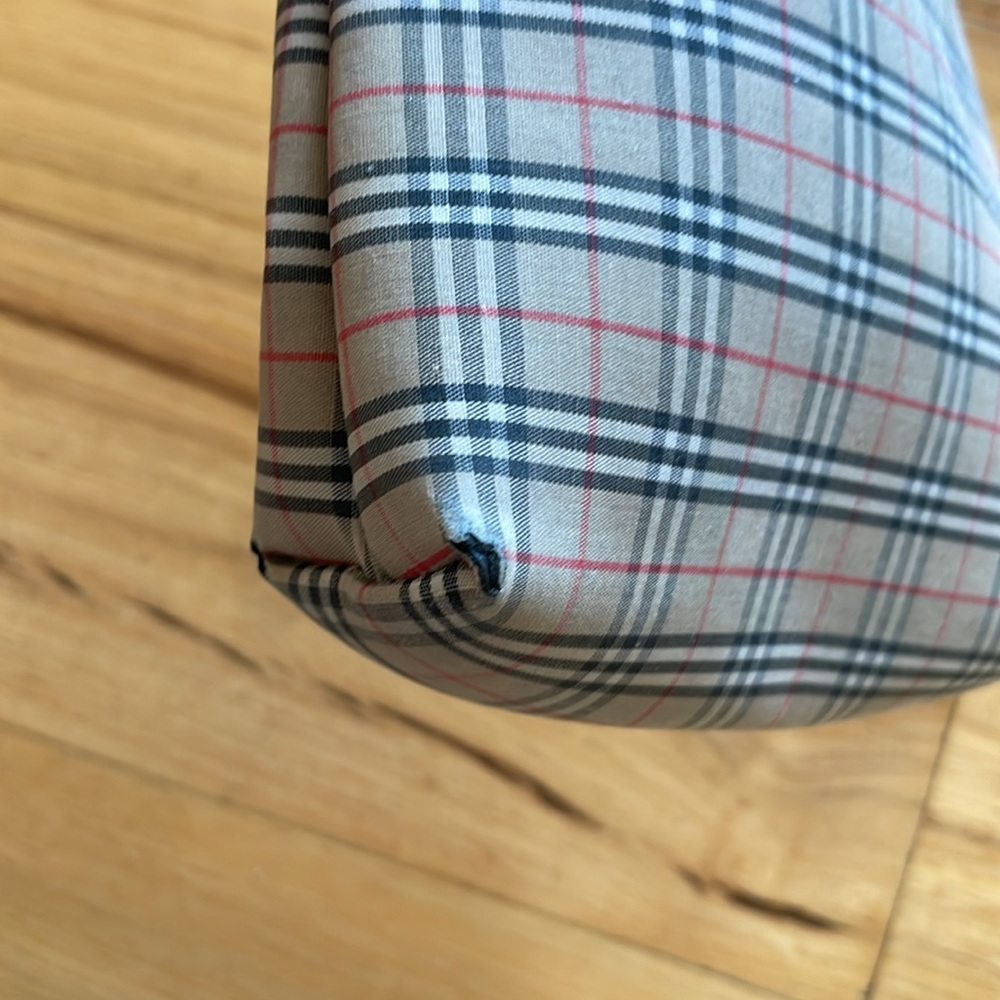 Burberry Makeup Bag - Picture 6 of 6